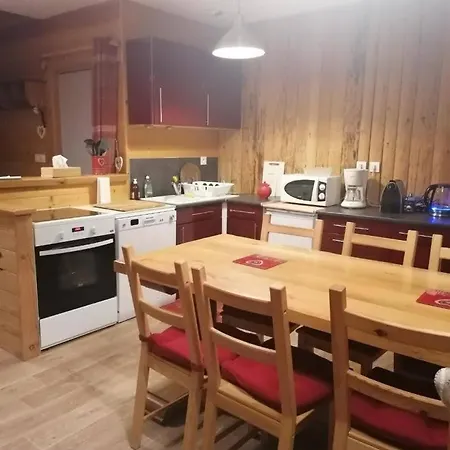 Chalet, 8 Personnes - L'oustal * Saint-Jacques-des-Blats