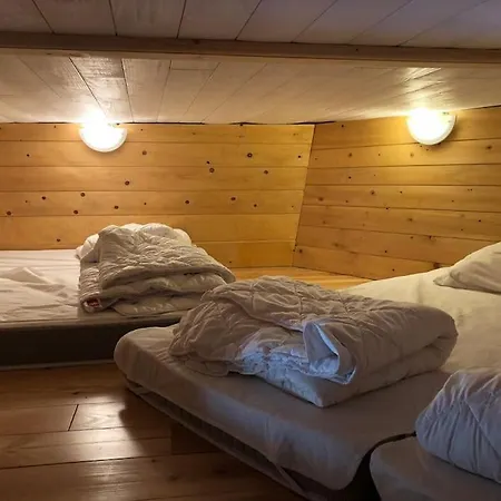 Chalet, 8 Personnes - L'oustal *