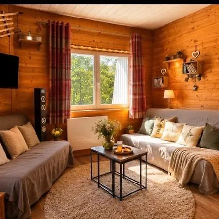 Chalet, 8 Personnes - L'oustal 아파트 *